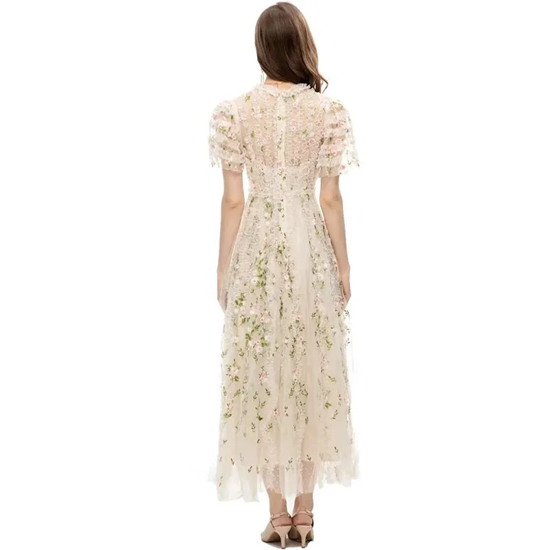 Auricularia Edge Flower Embroidery Dress