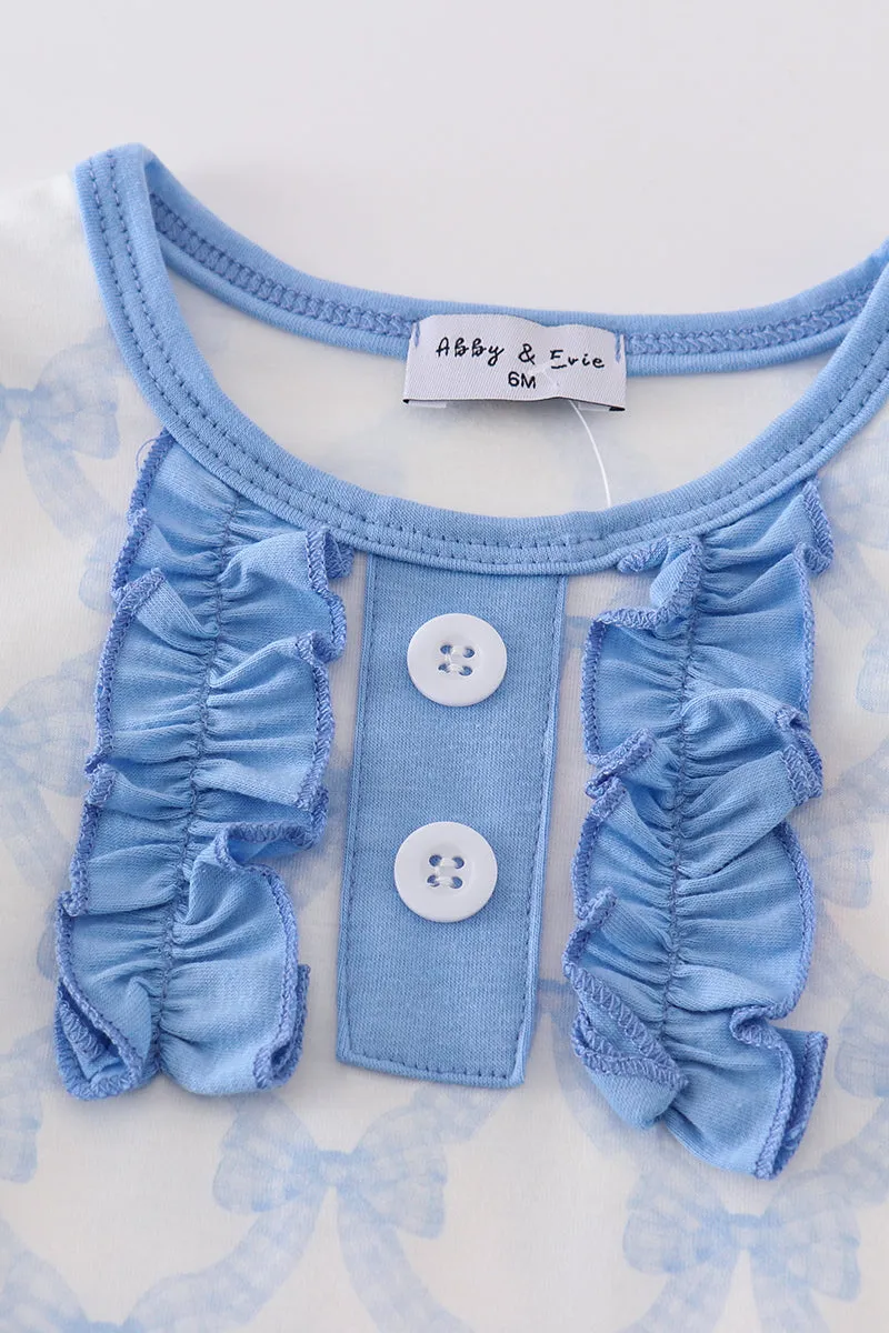 Blue bow ruffle bubble
