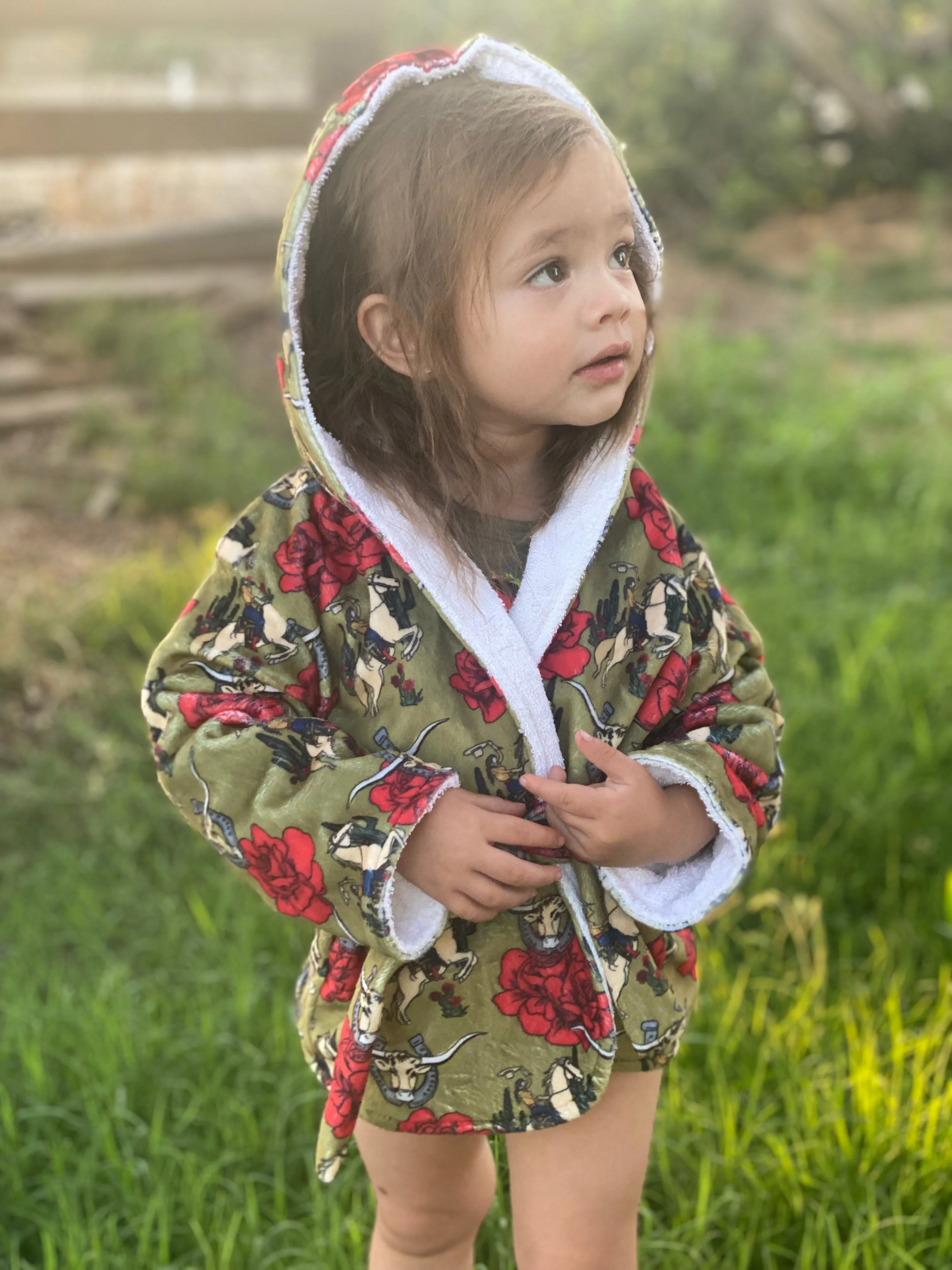 Ivy Isabell Robe