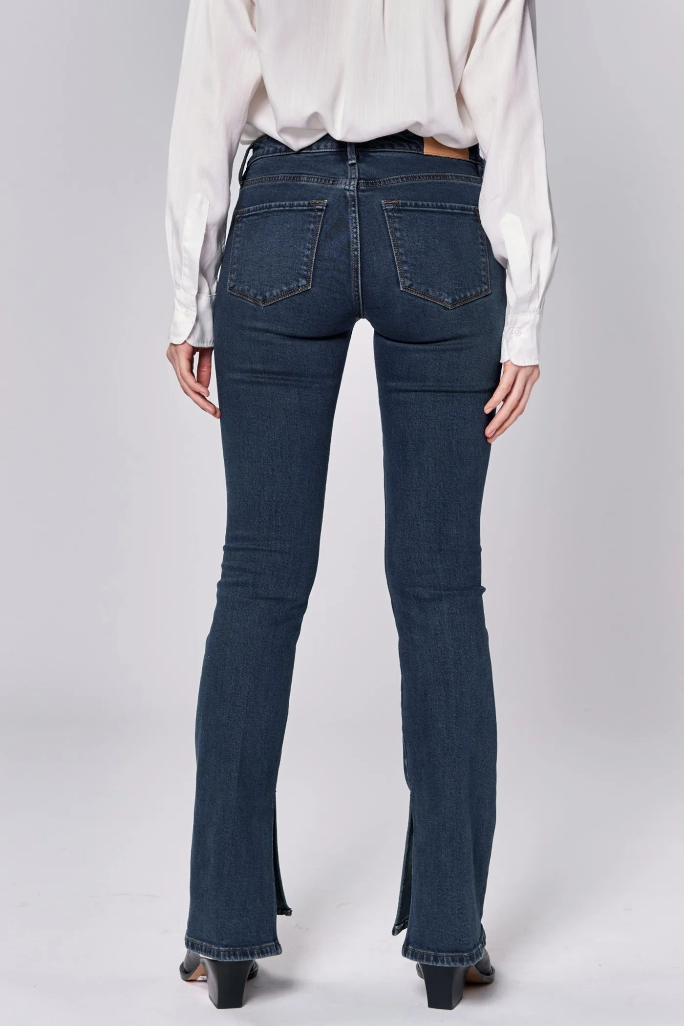 JAXTYN MID RISE FULL INSEAM BOOTCUT JEANS GARNISH