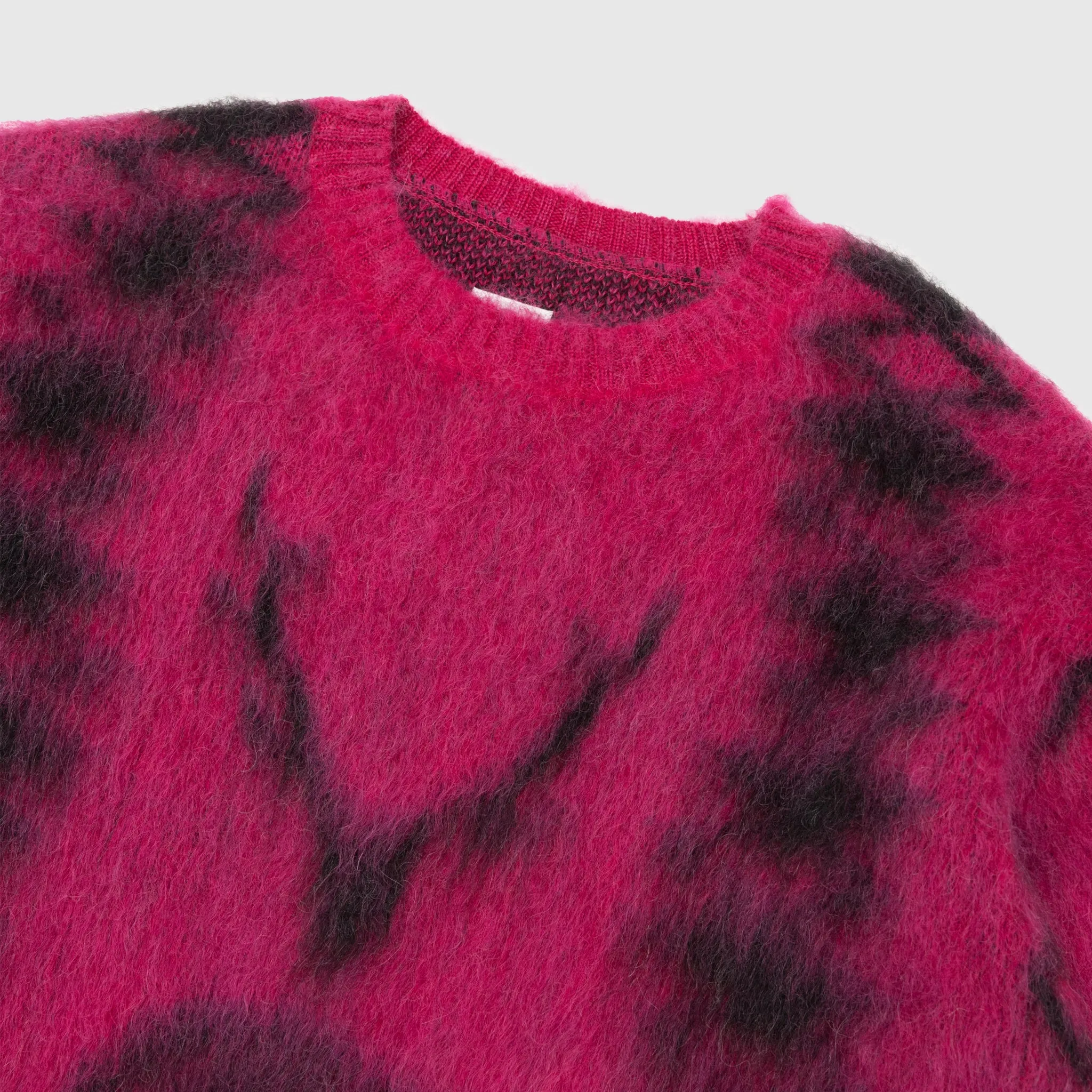 LOOSE FIT SWEATER