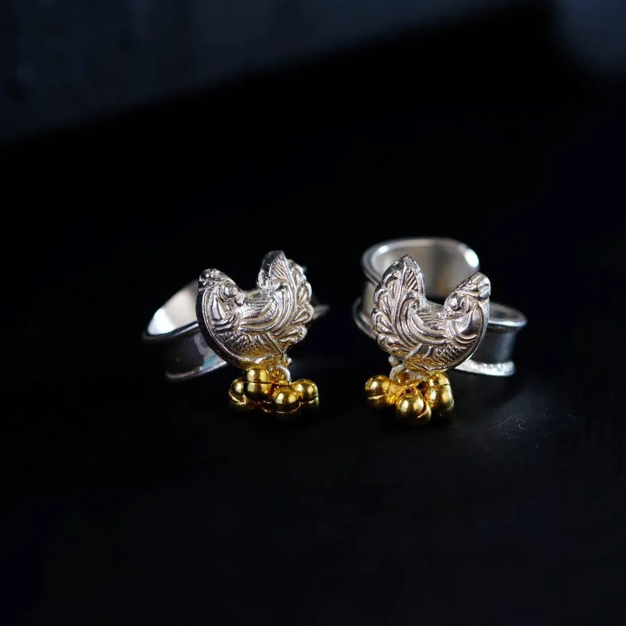 Peacock Toe Ring