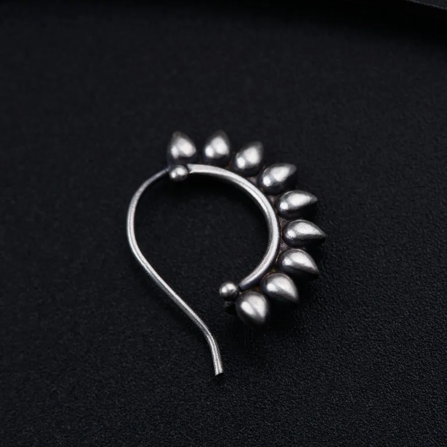 Petals Nath (Left, Pierced)