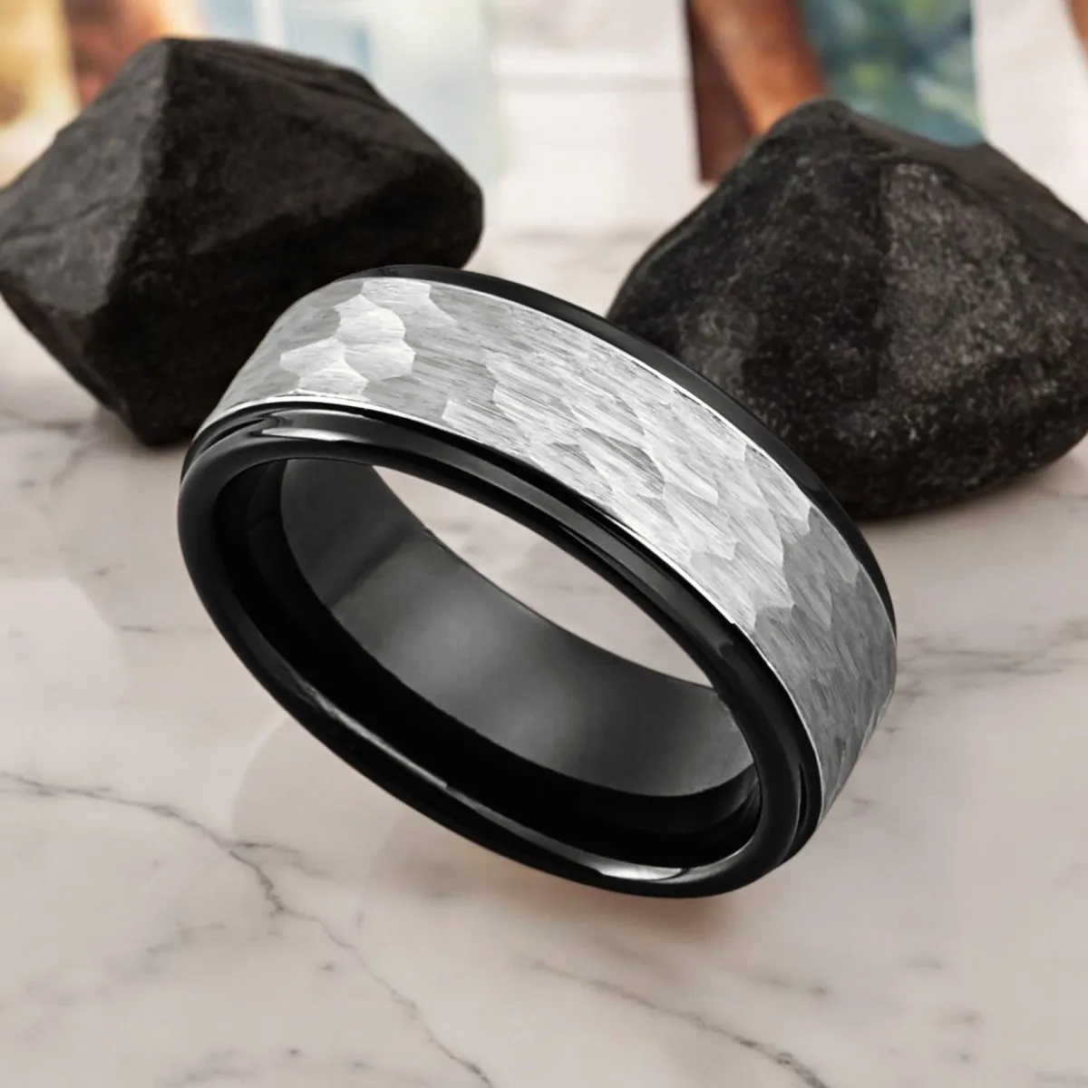 ROCKY | Black Tungsten Ring, Grey Hammered, Stepped Edge