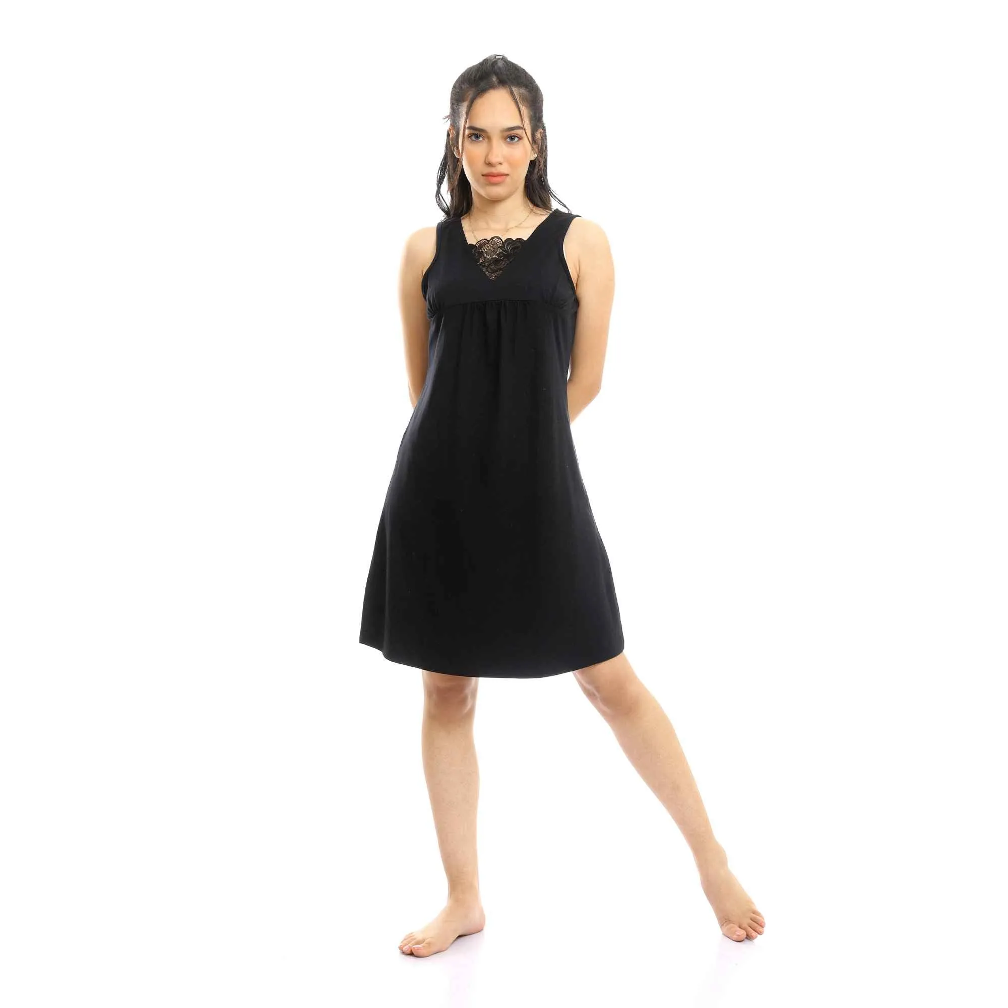 Sleeveless Short Nightgown With Lace Chest - Black