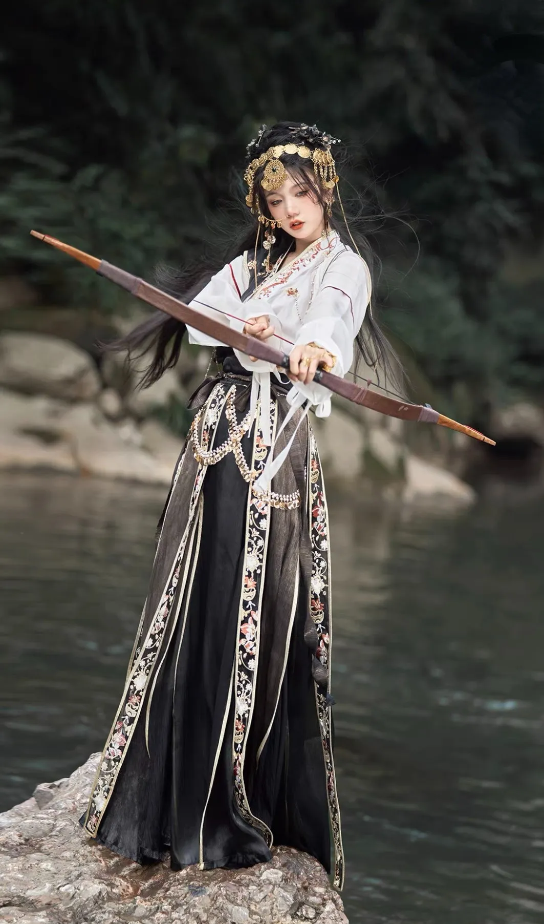 [Tang Dynasty] Hanfu Daily Tear Skirt Black Women's Suit