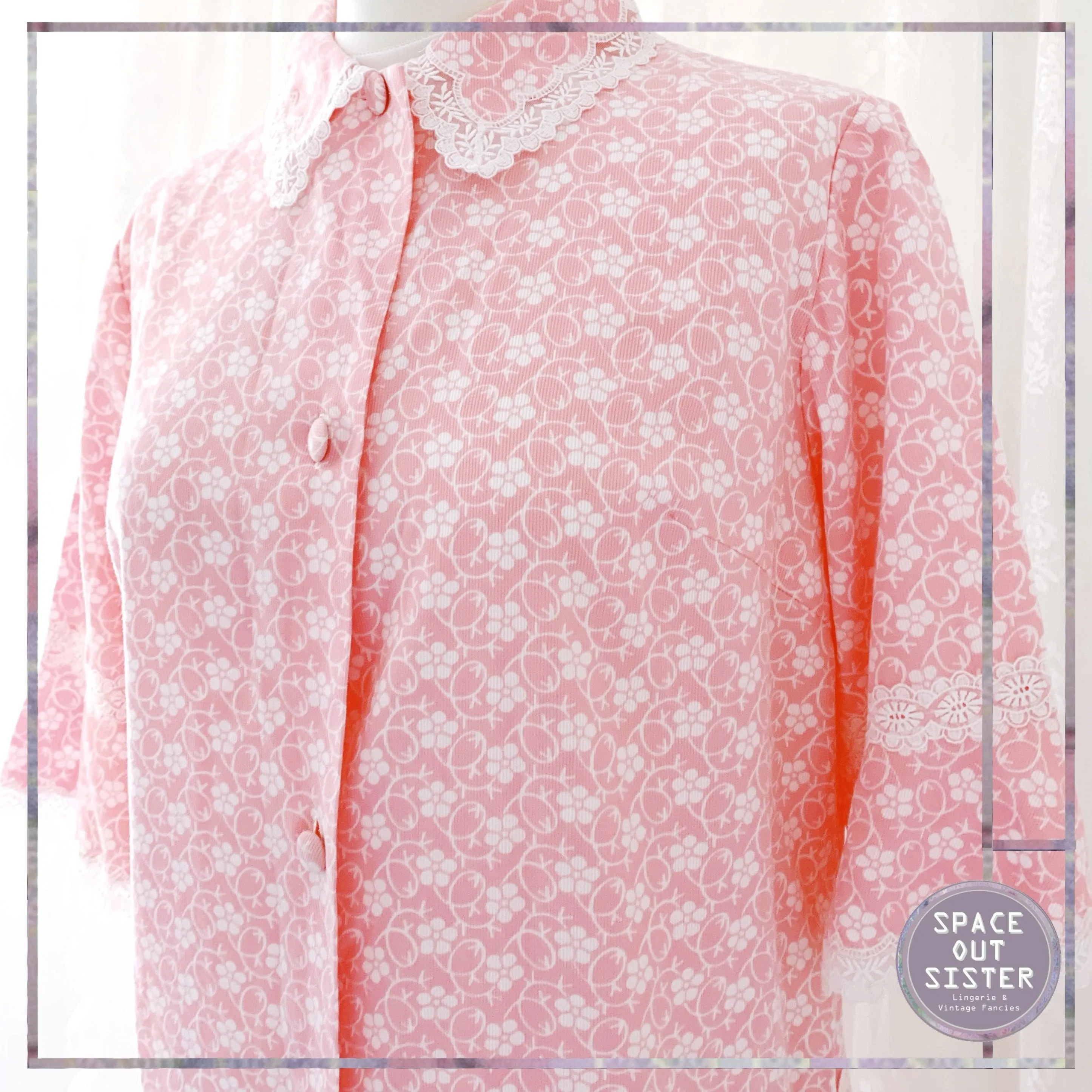 Vintage Tulip Sleeve Housecoat