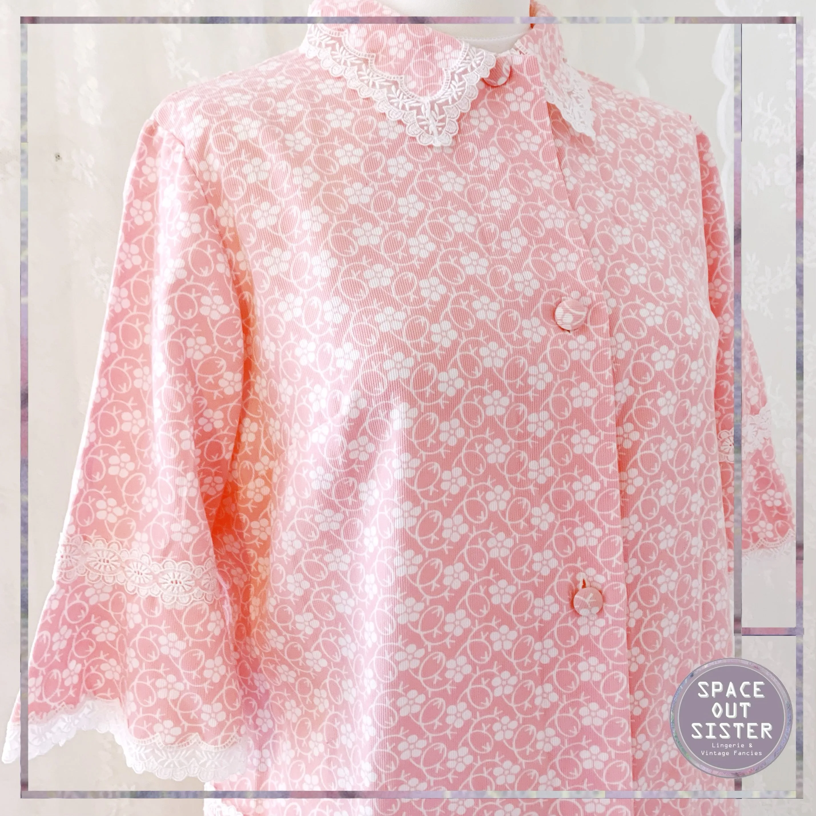 Vintage Tulip Sleeve Housecoat